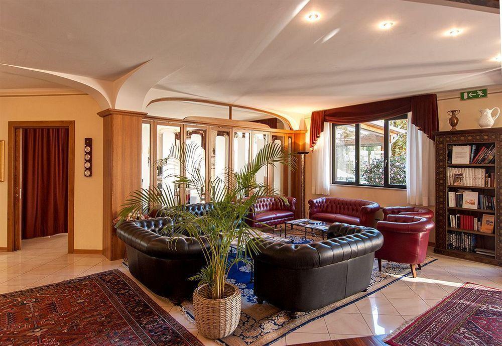 Parc Hotel 3*